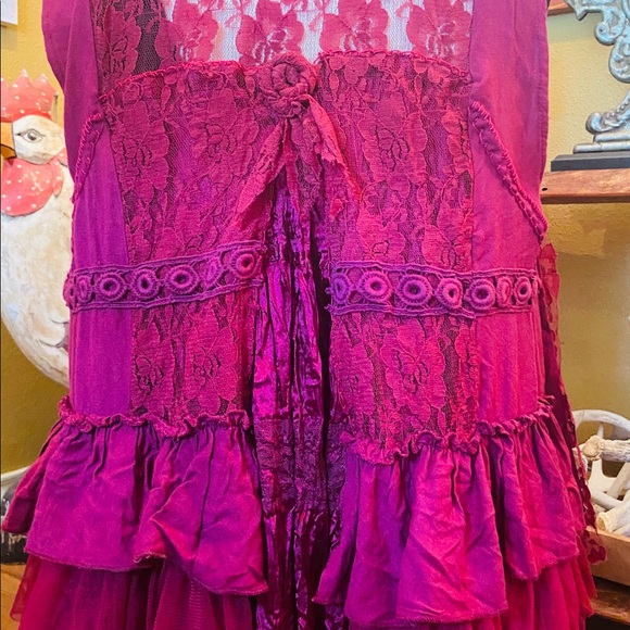 One of a kind!!! Copper Feather Design Vest - Picture 2 of 3